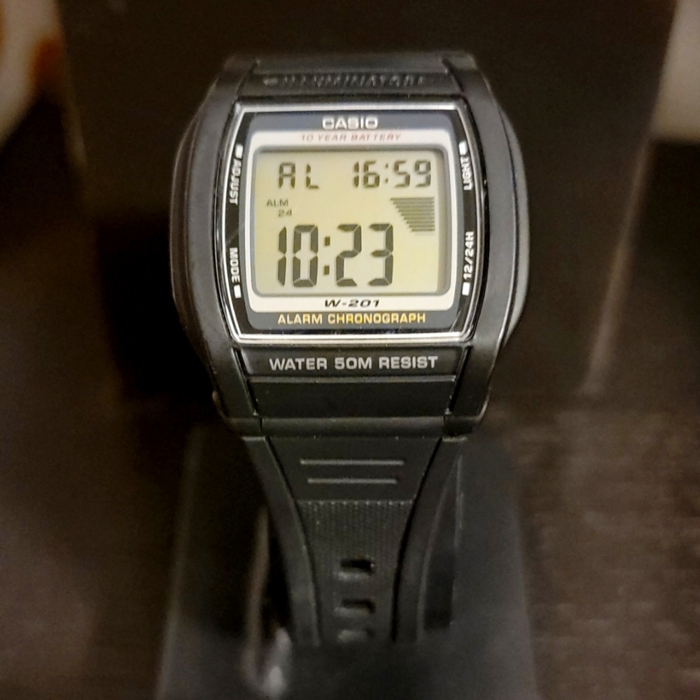 New Casio Sport Watch LED AFTERGLOW 50M Water resistant 10 year battery - Picture 2 of 5